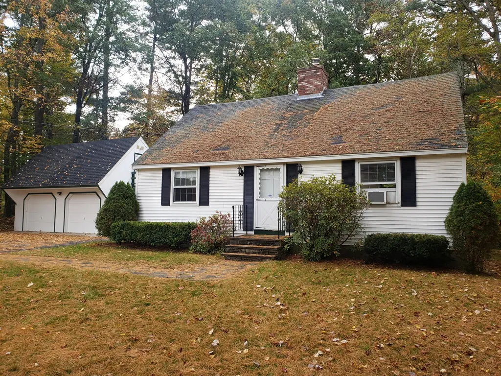 6 Running Brook Road Windham ME 04062