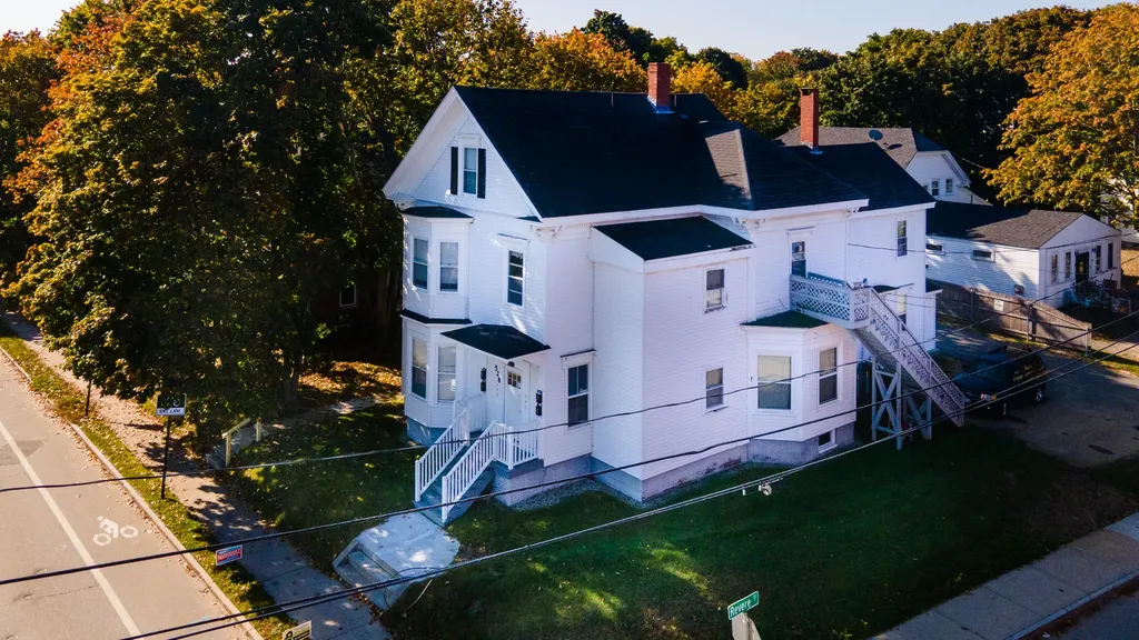 528 Deering Avenue Portland ME 04103