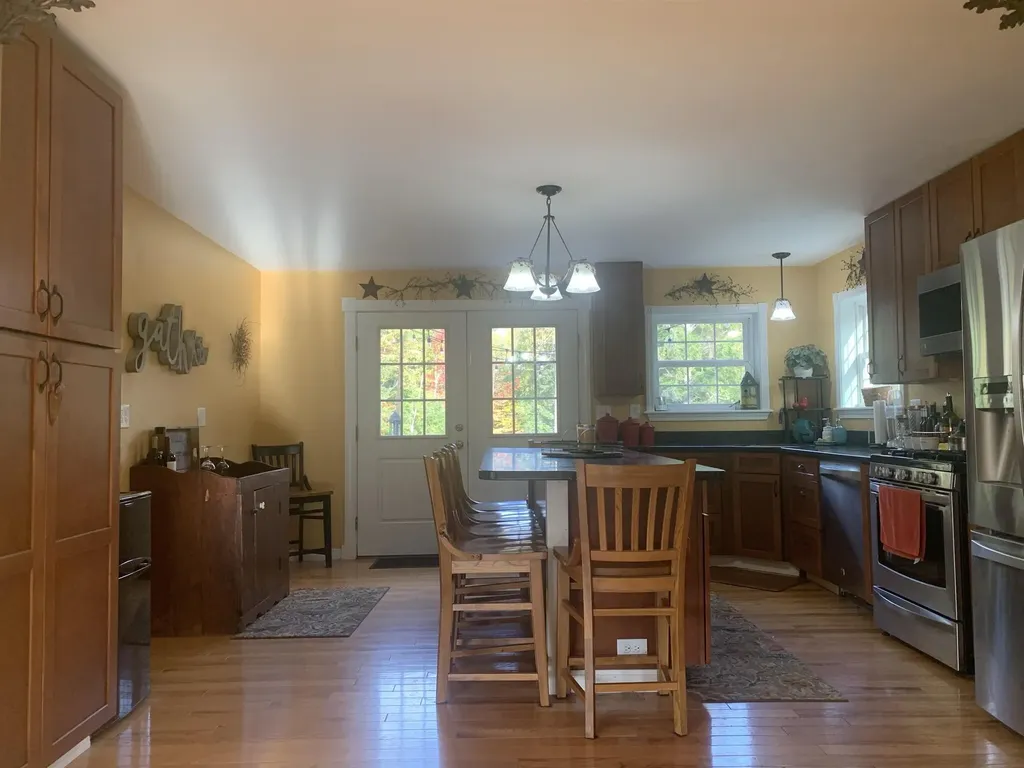 47 Winters Way Glenburn ME 04401