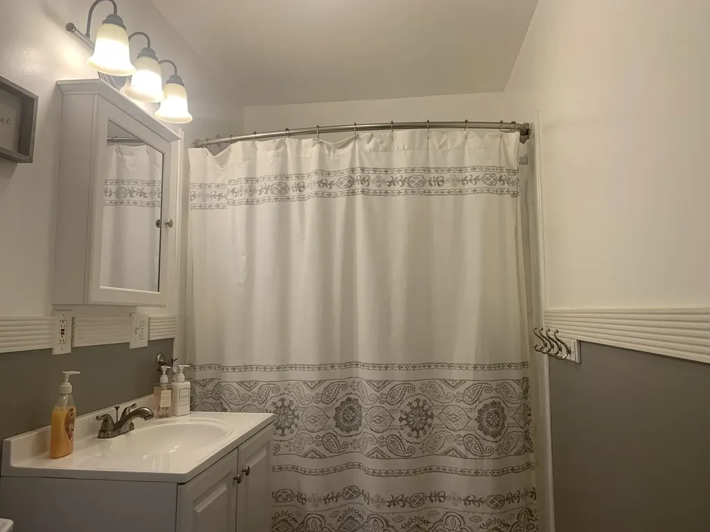 47 Winters Way Glenburn ME 04401