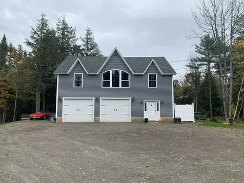 47 Winters Way Glenburn ME 04401