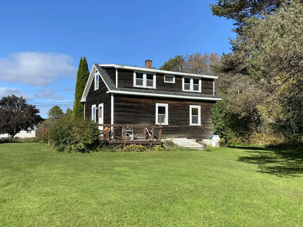 521 River Road Saint George ME 04860
