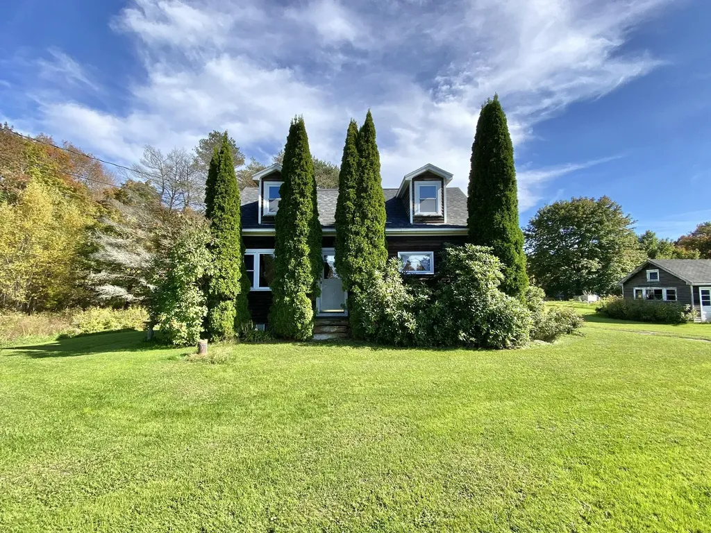 521 River Road Saint George ME 04860