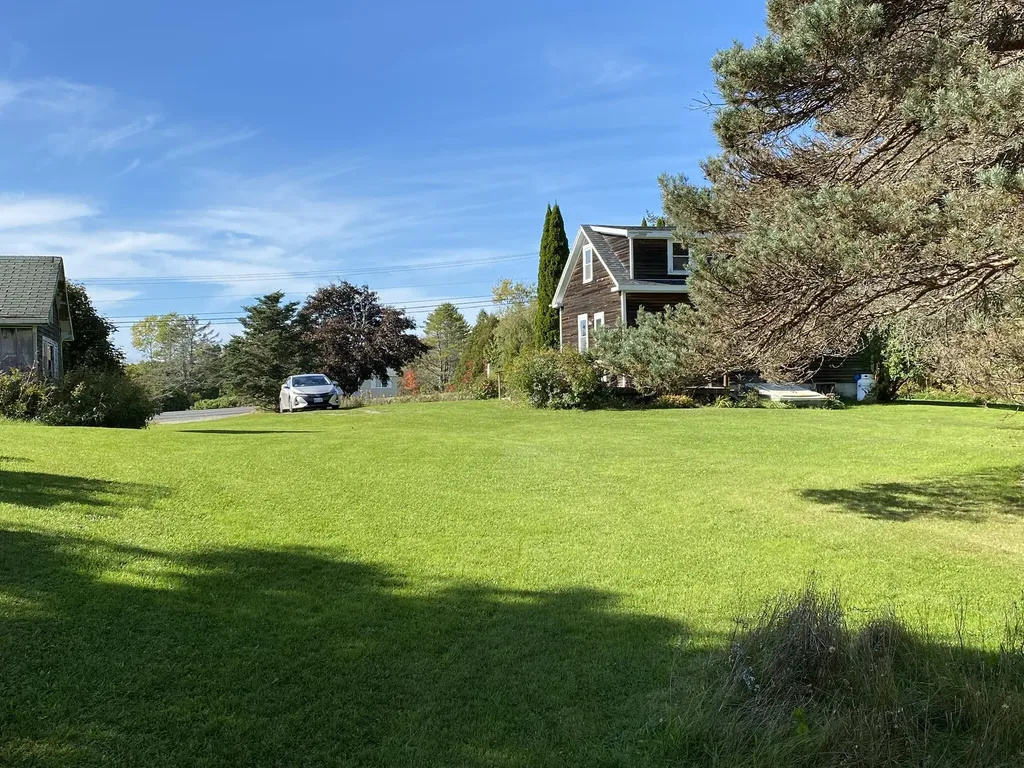 521 River Road Saint George ME 04860