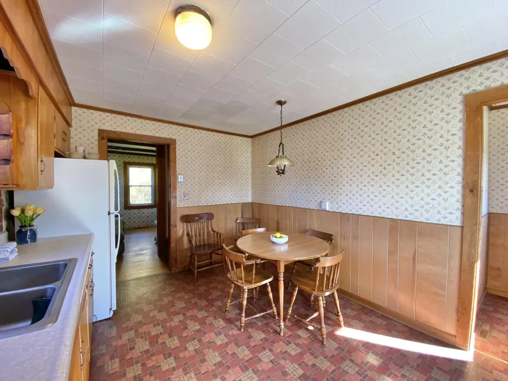 521 River Road Saint George ME 04860