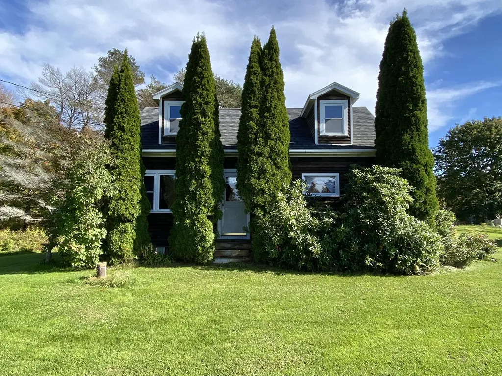 521 River Road Saint George ME 04860