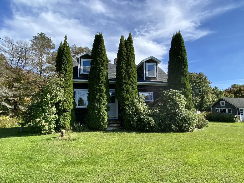 521 River Road Saint George ME 04860