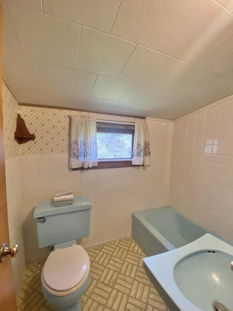 521 River Road Saint George ME 04860