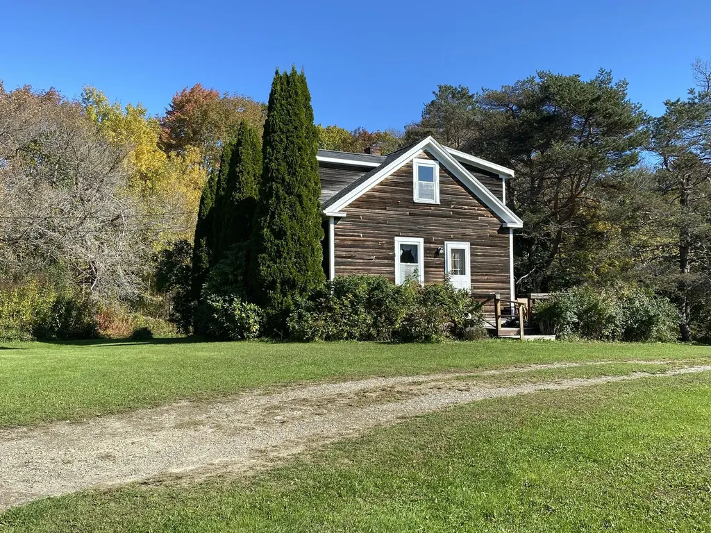 521 River Road Saint George ME 04860