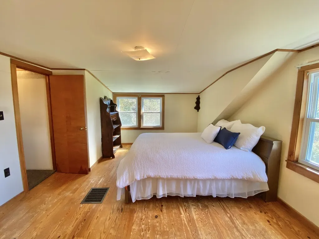 521 River Road Saint George ME 04860