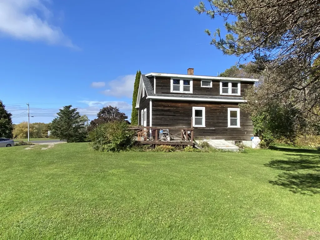 521 River Road Saint George ME 04860