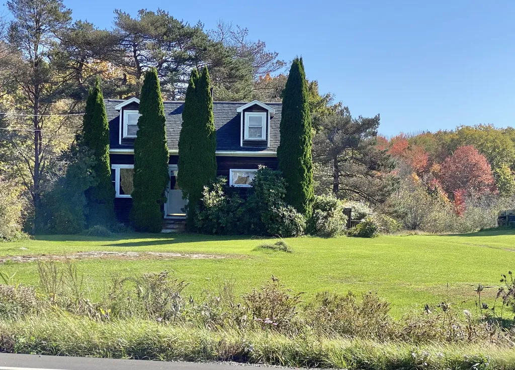 521 River Road Saint George ME 04860