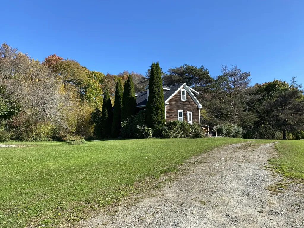 521 River Road Saint George ME 04860