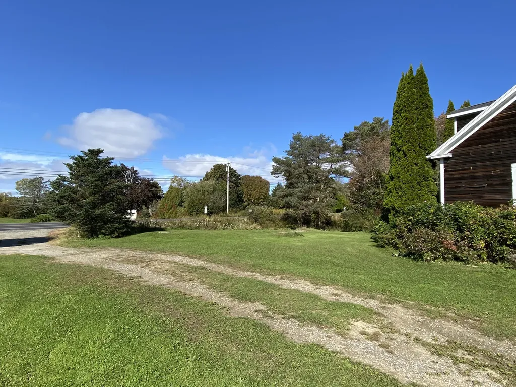 521 River Road Saint George ME 04860