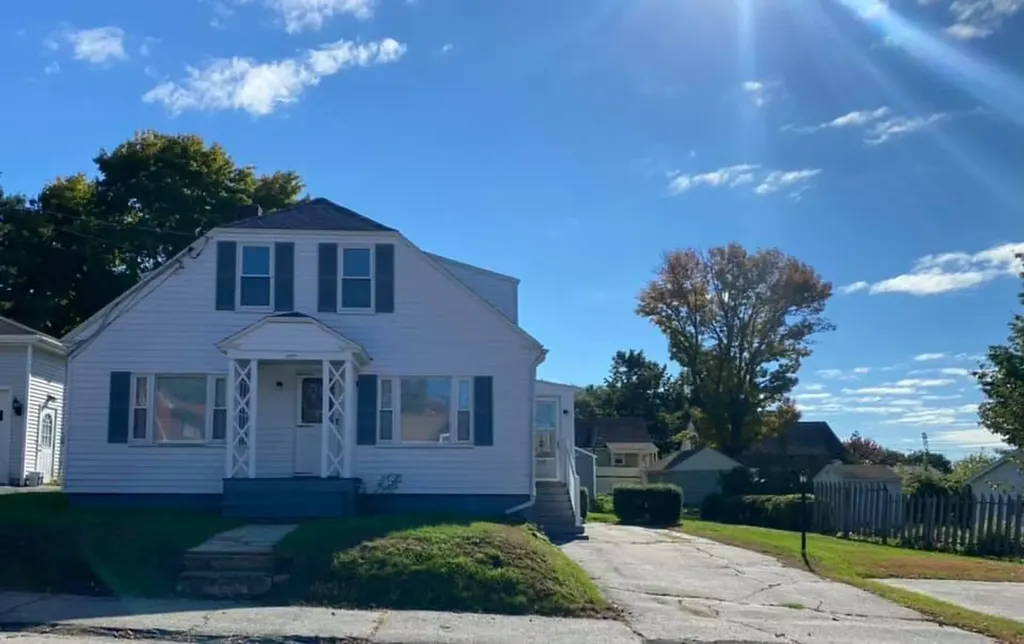 235 Webber Avenue Lewiston ME 04240