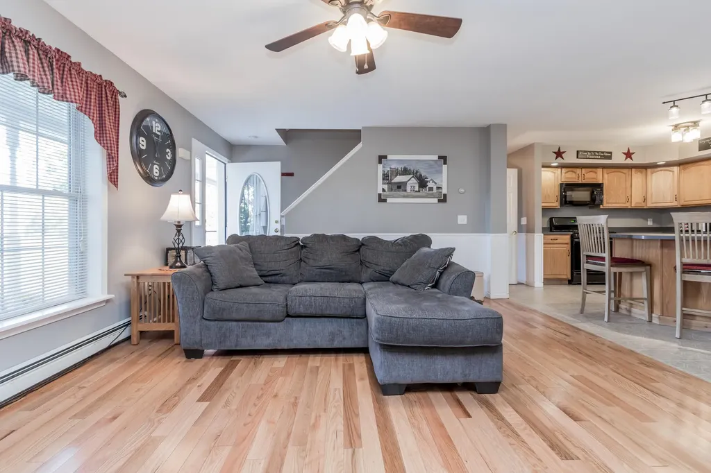 825 White Road Bowdoinham ME 04008