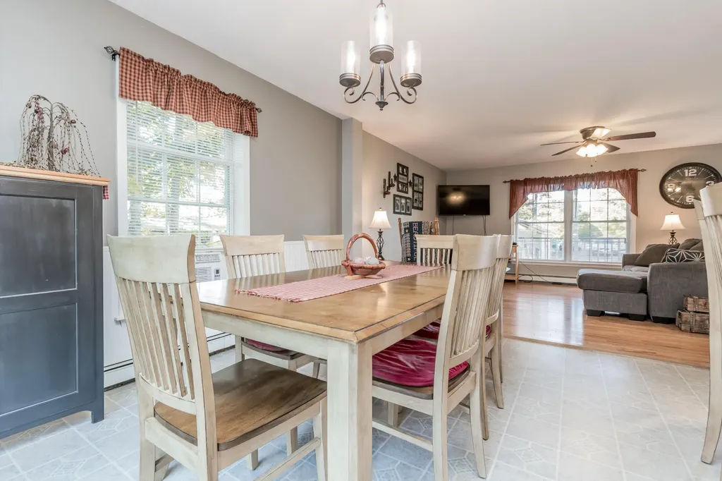 825 White Road Bowdoinham ME 04008