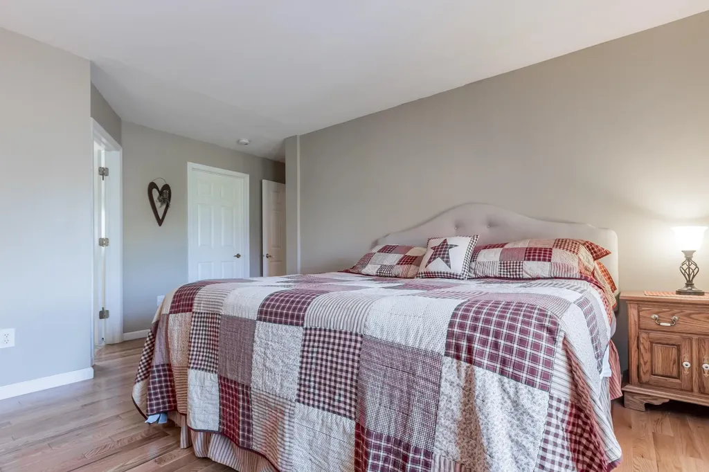 825 White Road Bowdoinham ME 04008