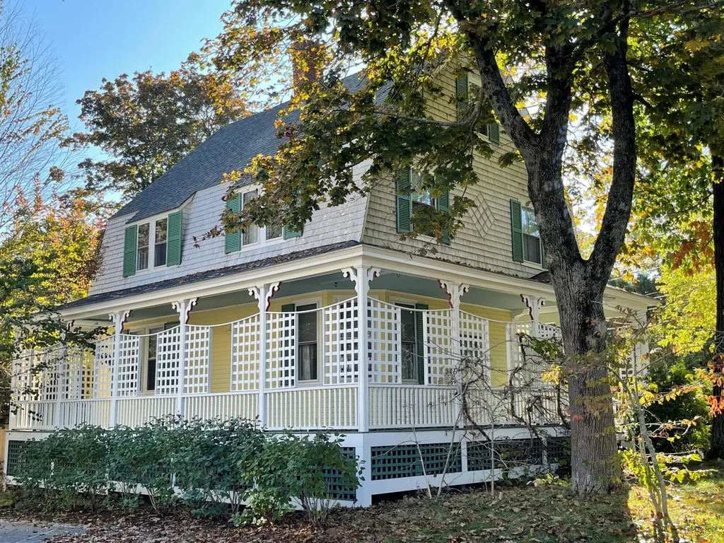 94 Ocean Avenue Kennebunkport ME 04046