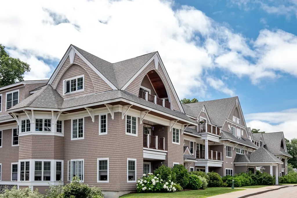100 Shepards Cove Road Kittery ME 03904
