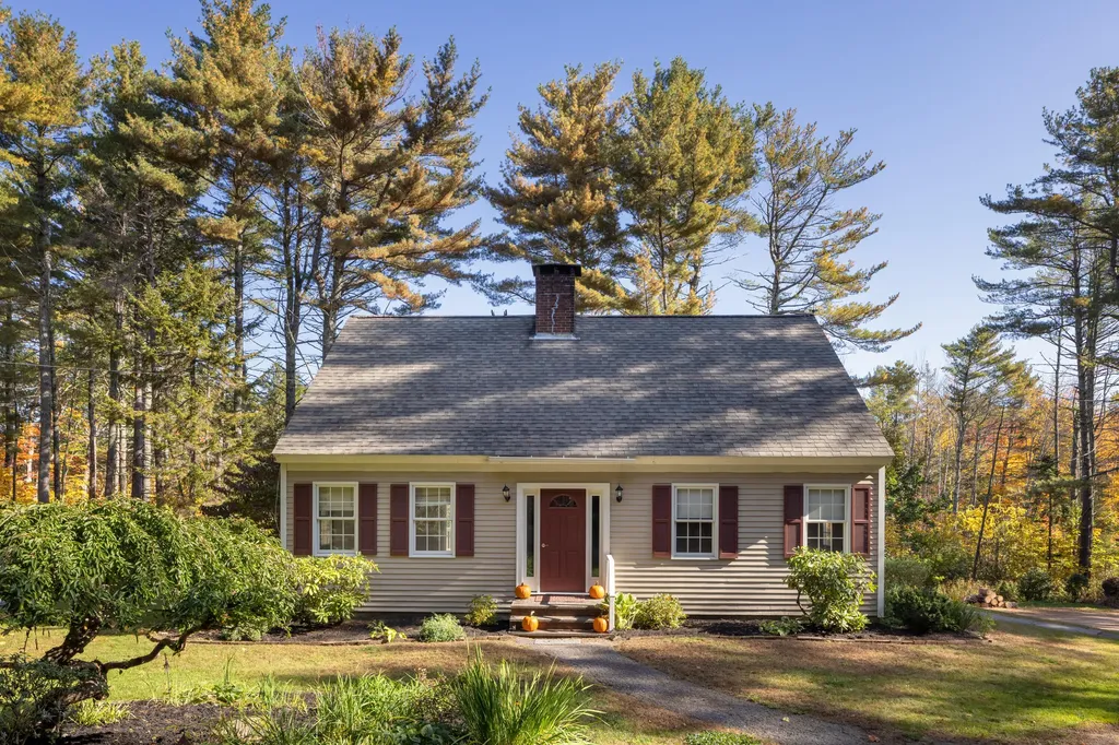 171 Mistic Avenue Rockport ME 04856
