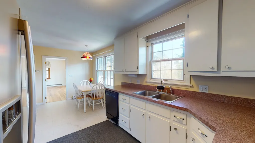 171 Mistic Avenue Rockport ME 04856