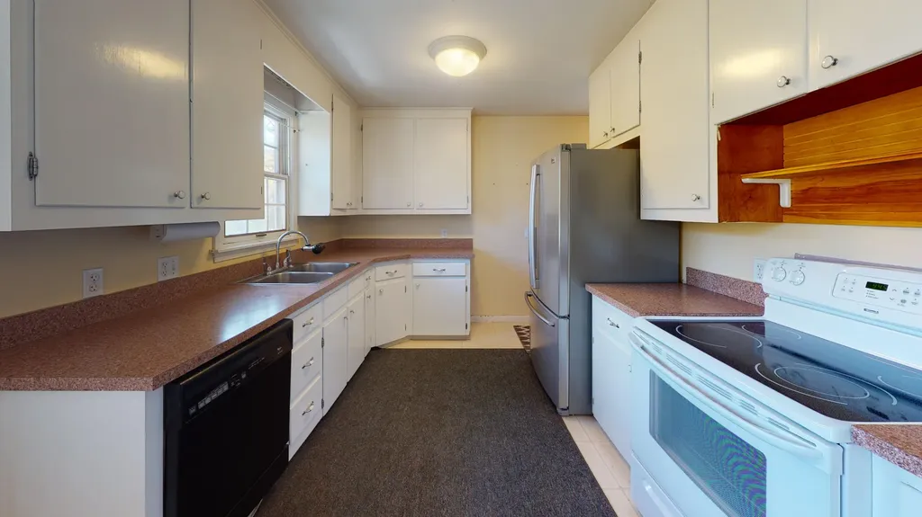 171 Mistic Avenue Rockport ME 04856