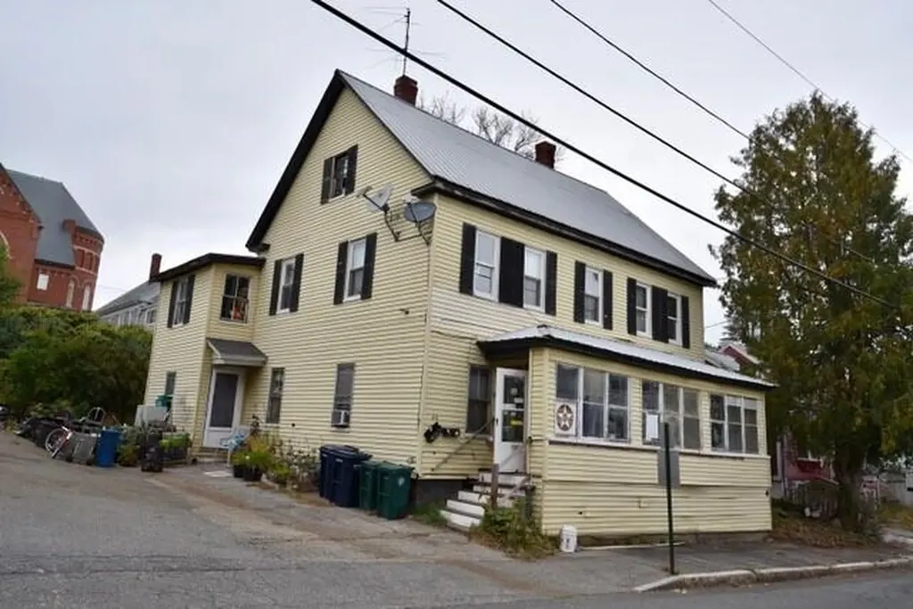 44 Pike Street Biddeford ME 04005