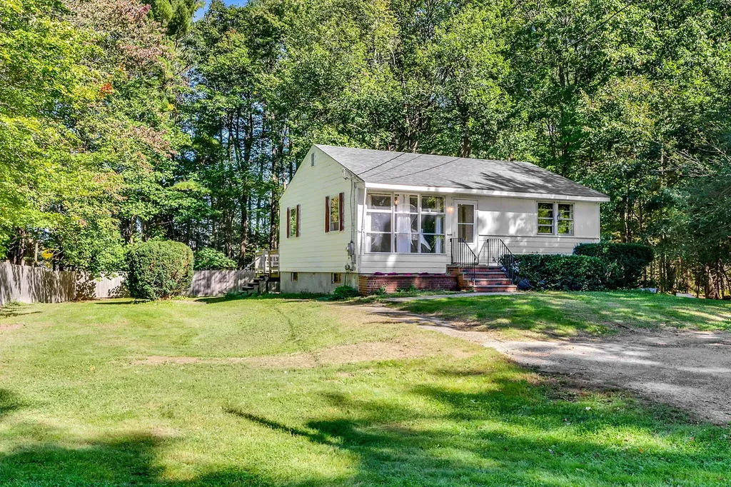 51 Thomas Point Road Brunswick ME 04011