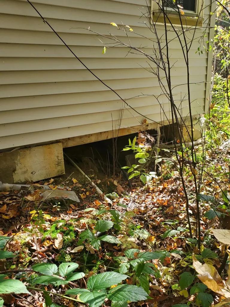 33 W Street Extension Rockport ME 04856