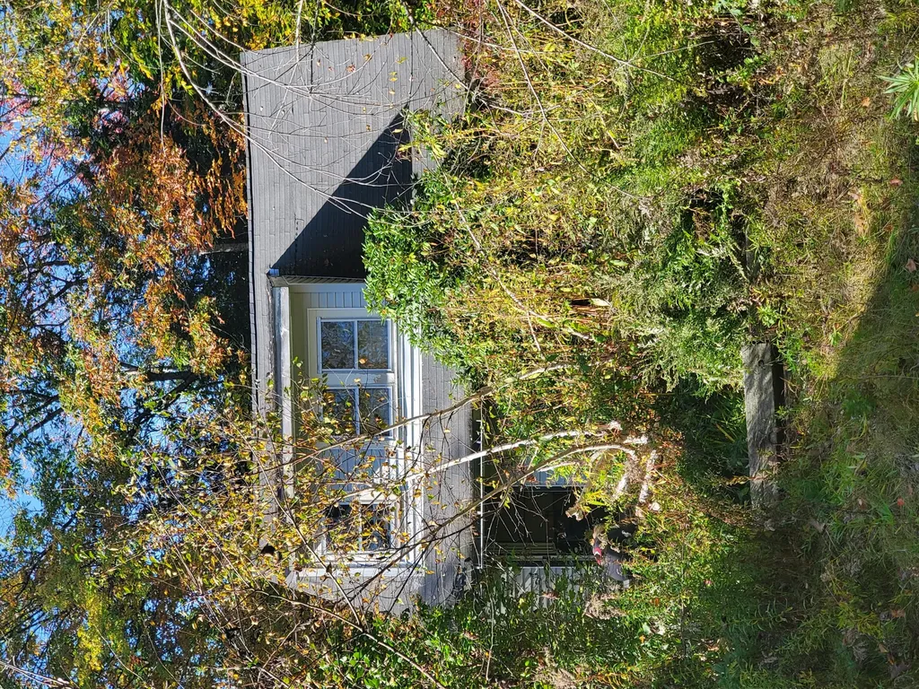 33 W Street Extension Rockport ME 04856