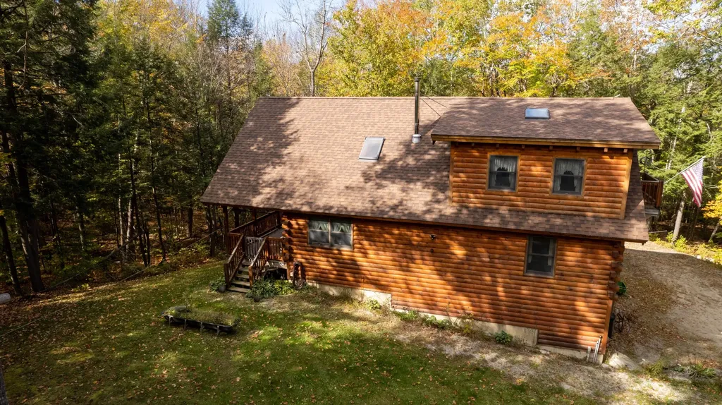 11 Evergreen Way Gardiner ME 04345
