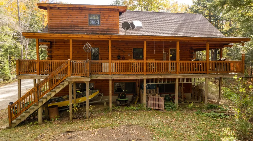 11 Evergreen Way Gardiner ME 04345