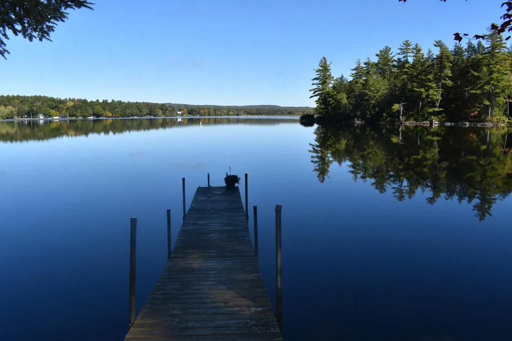 70 Lakeview Drive Readfield ME 04355