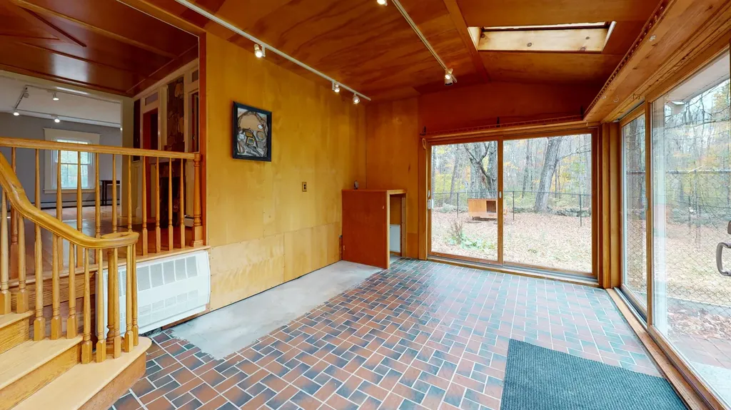 209 Dunn Road Poland ME 04274