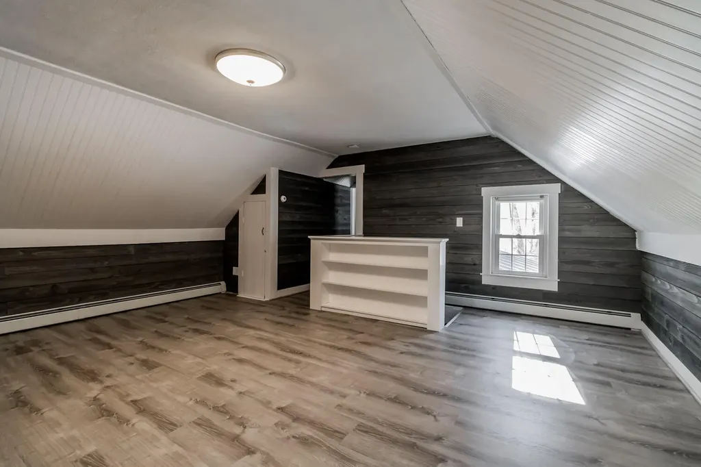 209 Dunn Road Poland ME 04274