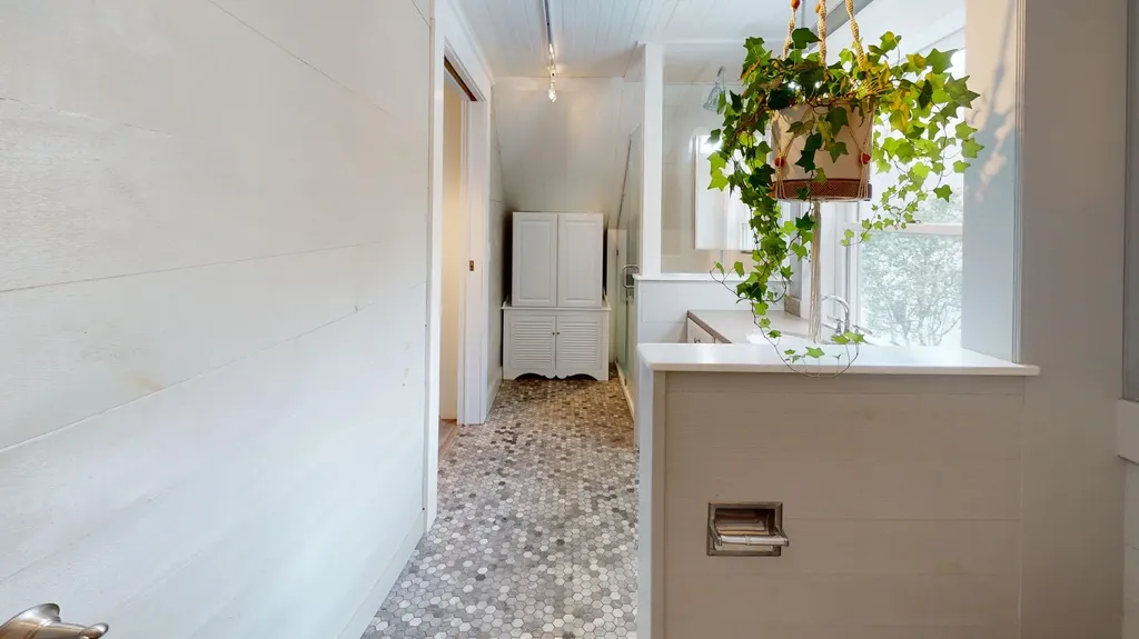 209 Dunn Road Poland ME 04274