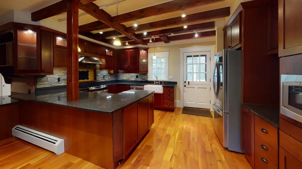 209 Dunn Road Poland ME 04274