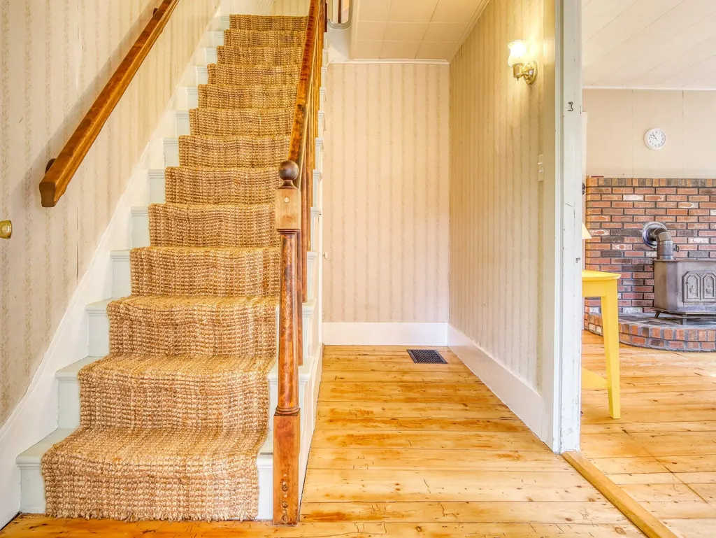 14 Ferry Lane Saco ME 04072