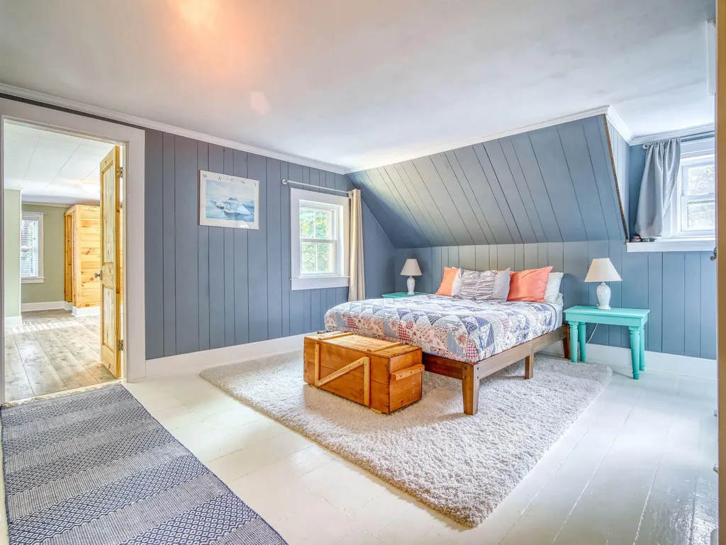 14 Ferry Lane Saco ME 04072