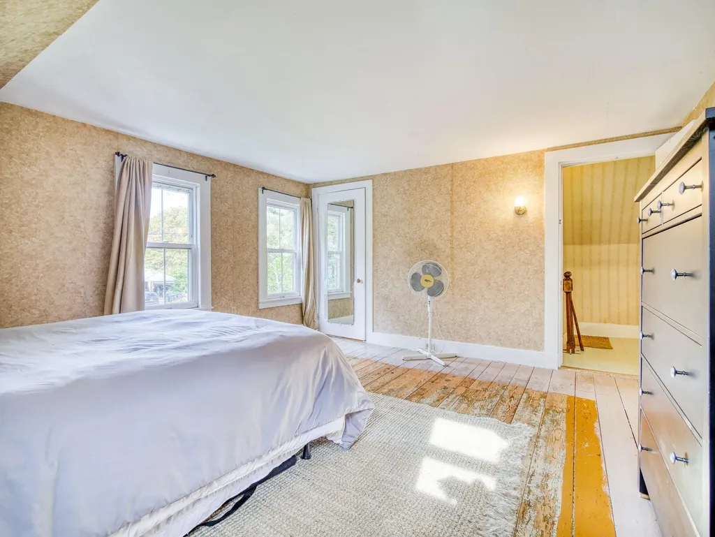 14 Ferry Lane Saco ME 04072