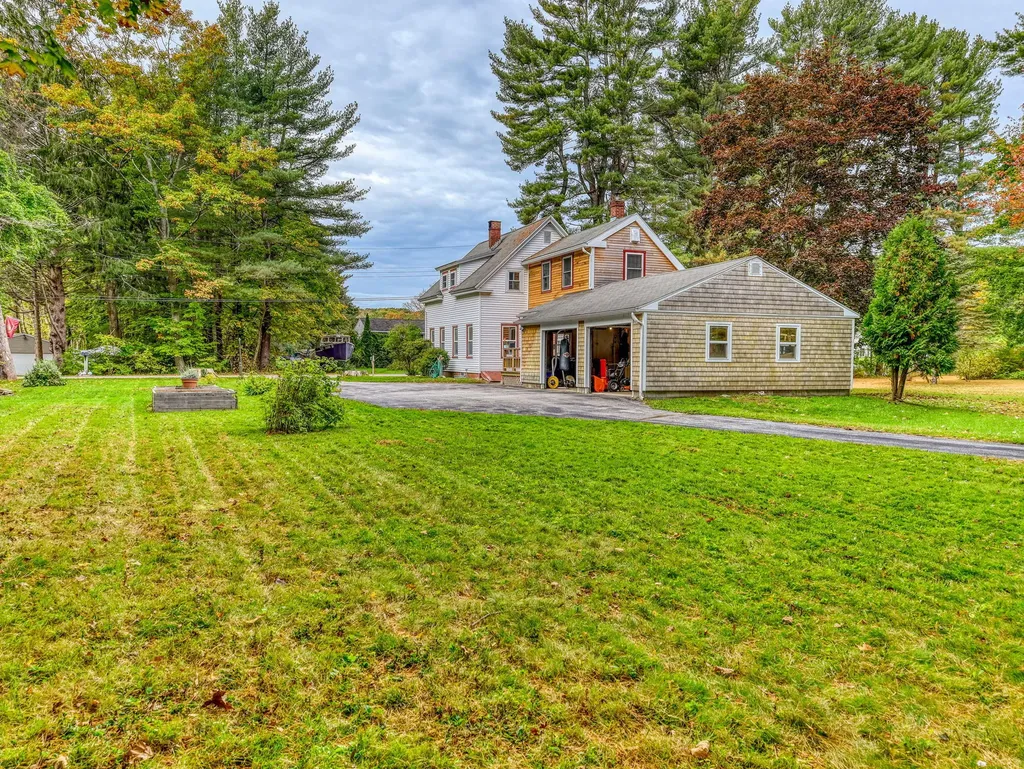 14 Ferry Lane Saco ME 04072