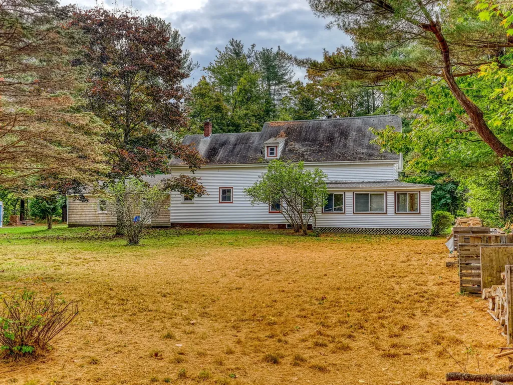 14 Ferry Lane Saco ME 04072