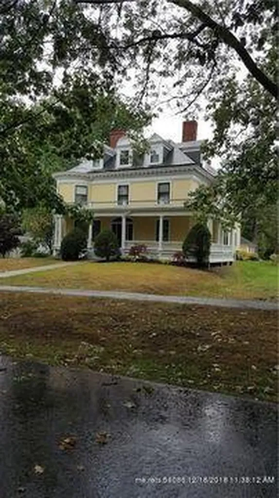 75 W West Broadway Bangor ME 04401