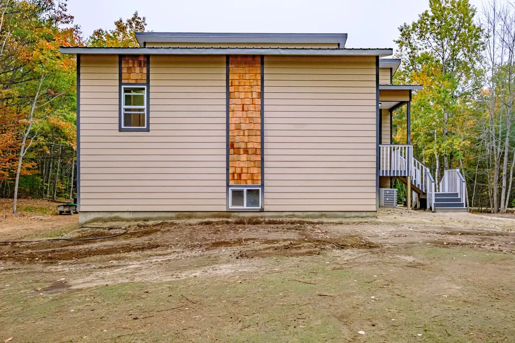 37 Colonial Circle Harrison ME 04040
