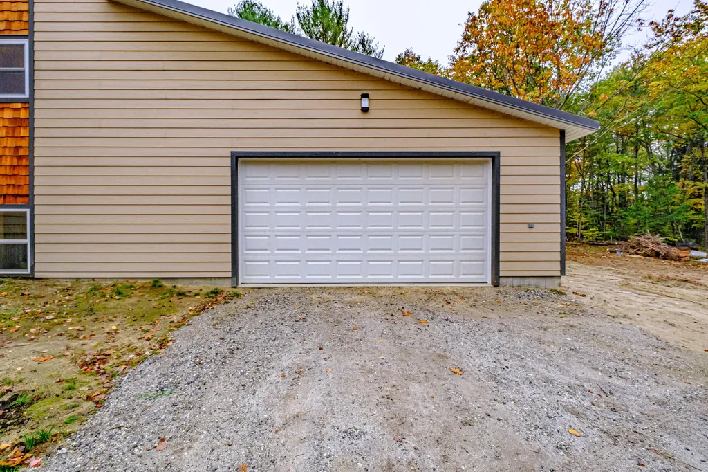 37 Colonial Circle Harrison ME 04040