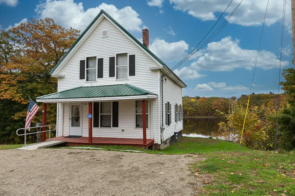 1 Henderson Court Fairfield ME 04937