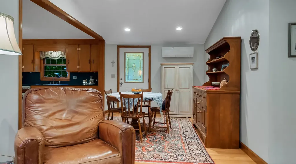 27 Fairview Street Gardiner ME 04345