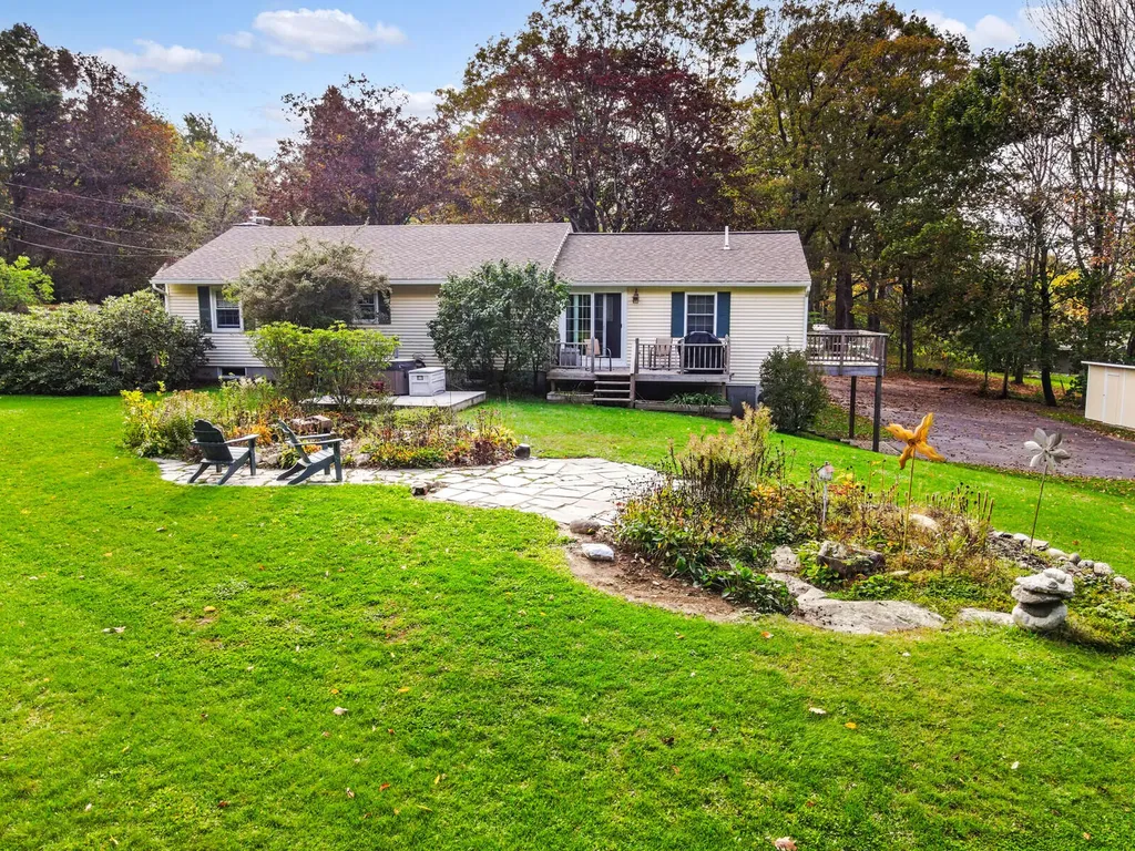 27 Fairview Street Gardiner ME 04345