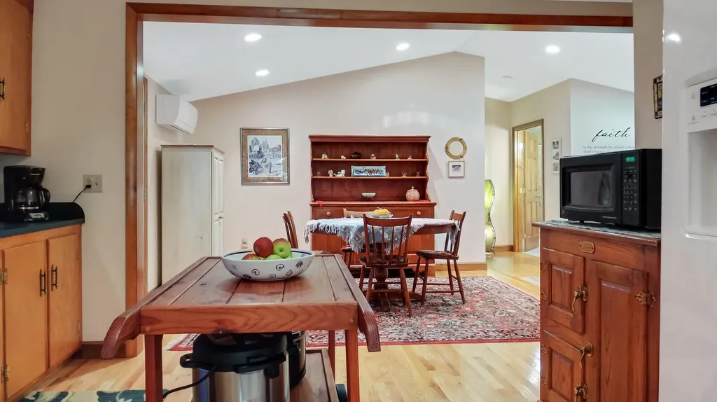 27 Fairview Street Gardiner ME 04345